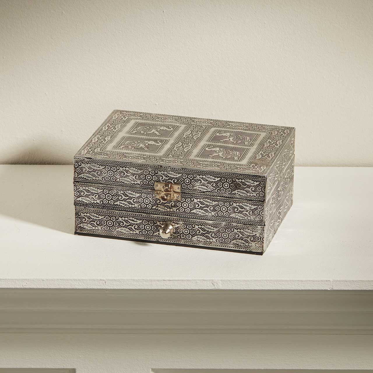 Aria Jewelry Box